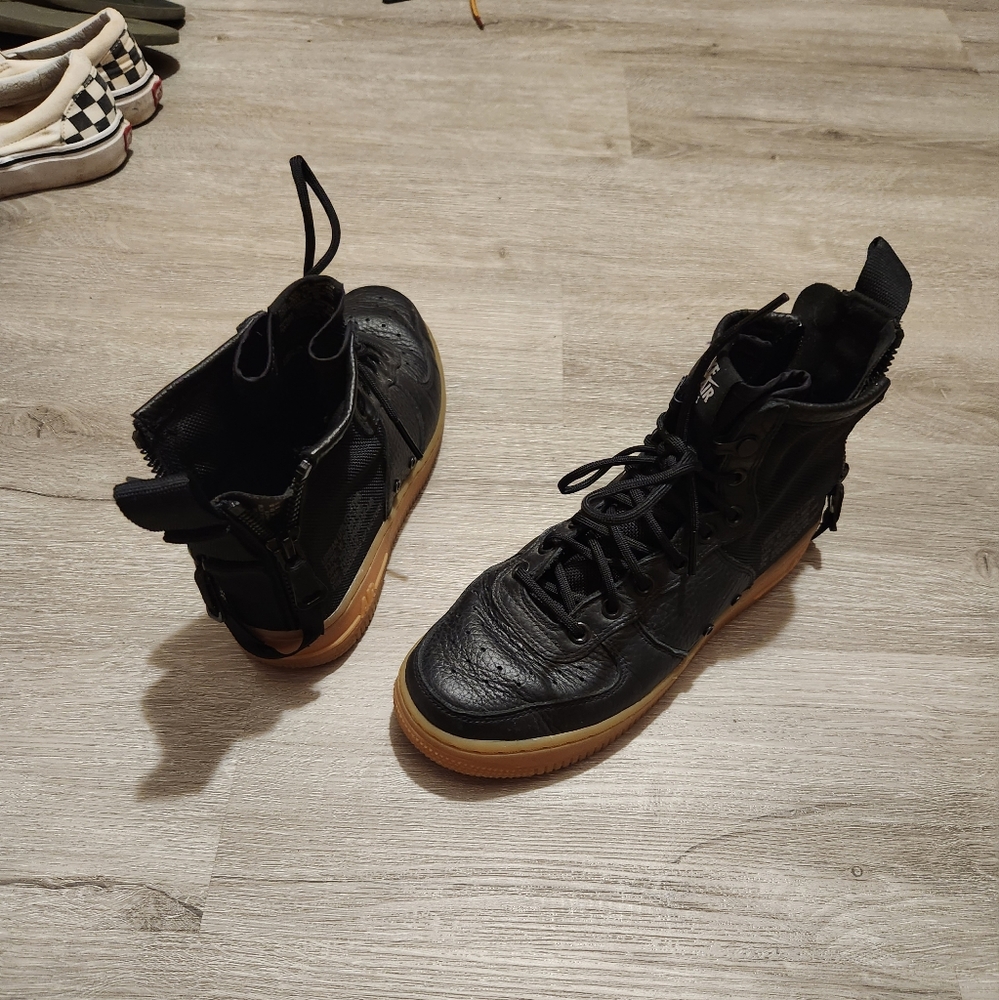 Nike shoes